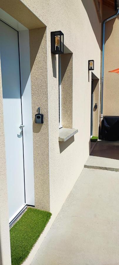 Chambre Vue Lac Av Piscine Prunières エクステリア 写真